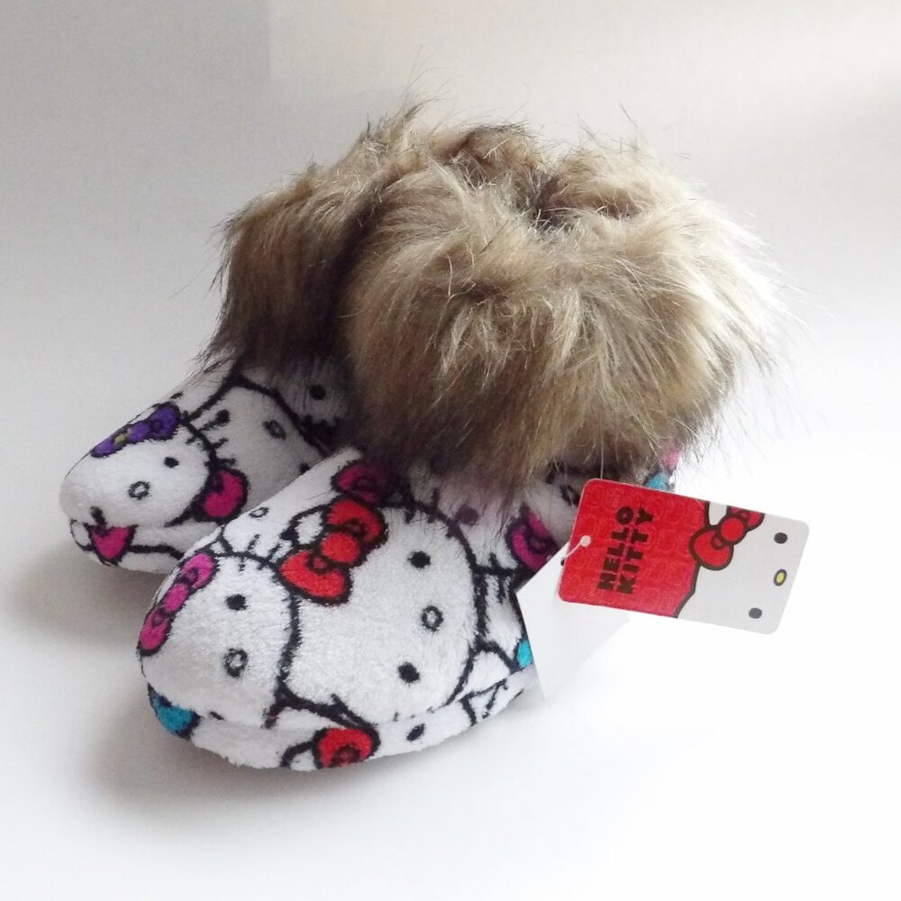 HELLO KITTY Girls Bootie Style Slippers White Faux Fur Accent Size 11 - 12  NWT - Picture 2 of 6